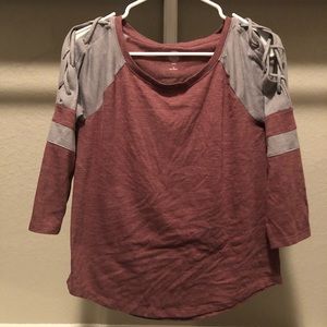 Super cute tie sleeve shirt